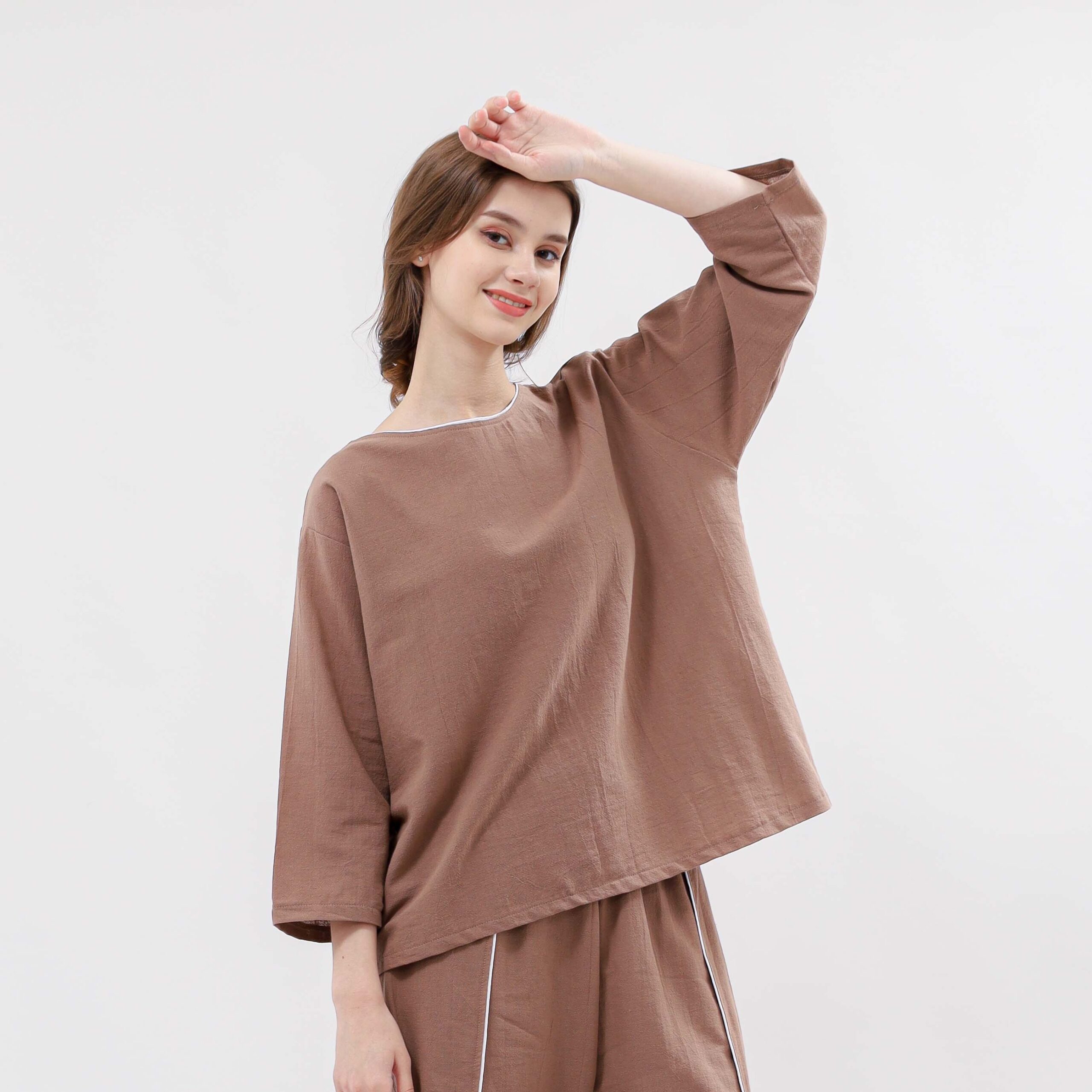 GENKA - Atasan Linen Gebby Blouse - Image 3